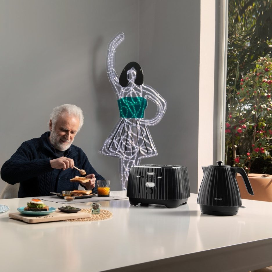 Cafetera De'Longhi PrimaDonna Aromatic Fully Automático Cafetera - ECAM630.75.TM - JI0-10752